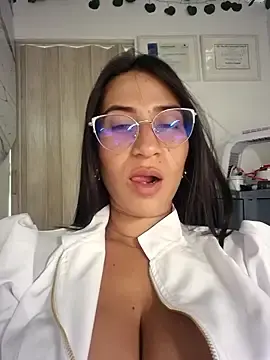 Stripchat Adult Webcam of WET-KITTY92