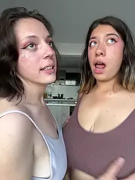 Stripchat Watch Live Sex Cams of Enyeld_ruru