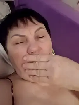 Stripchat Best live sex cam show of OliviaaSkyy