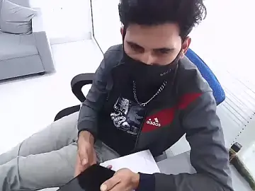 Stripchat Live Sex Cam of rahulkajuuu0909