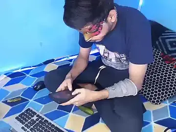 Stripchat Sex Cam of rahulkajuuu0909