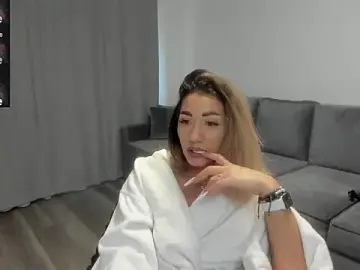 Stripchat Private Sex Chat of rossana_doll