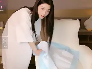 Lucky-baby from stripchat