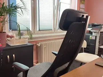 Stripchat Free Porn Cam of legsLONG