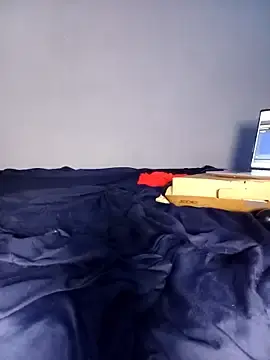 Stripchat Live Sex of lisa_larry88