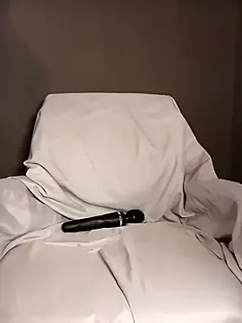 Stripchat Live Sex of lisa_larry88