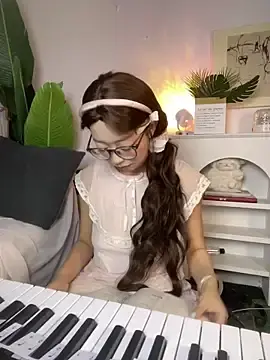 xiao-e-66 from stripchat