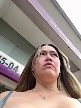 Stripchat Watch Live Sex Cams of Danielavegax