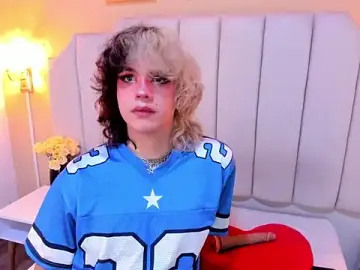 Stripchat Sex Cam of Hunter_todd