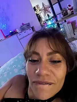 Stripchat Live Sex of SamyJones9