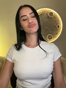 Stripchat Live Sex of SarahhSmitth1
