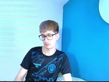 Stripchat Live Sex Cam of Erick_Taylor3