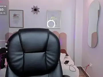 Stripchat Sex Cam of Maya_vexx