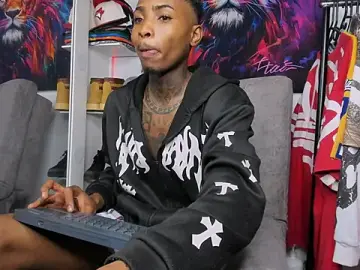 Stripchat Watch Live Sex Cams of Pantera_black_21