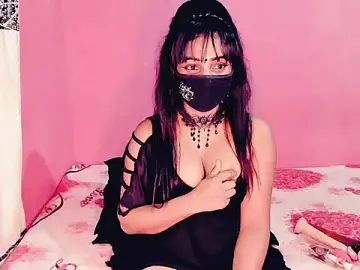 Stripchat Free Porn Cam of Sweetie_Fox_XXX