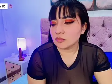 Stripchat Live Sex Cam of Emma_monserrat