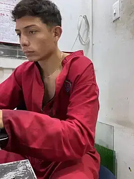 Stripchat Live Sex of santiObrero