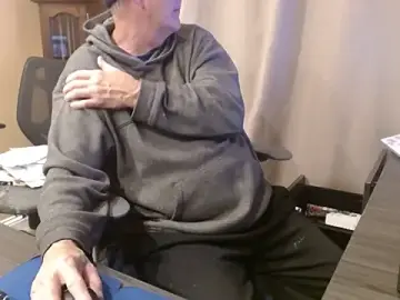 Stripchat Free Live Porn of olderandwiser2