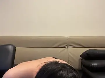 Stripchat Free Porn Cam of akkan_6868