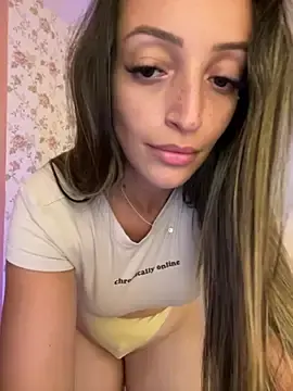 Stripchat Free Porn Cam of BelleLouiseVp