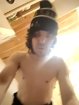 Stripchat Free Porn Cam of Lilsmokeshow017