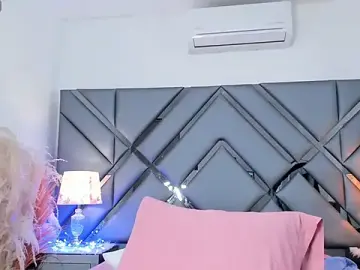 Stripchat Free Live Porn of Milan_LewisS