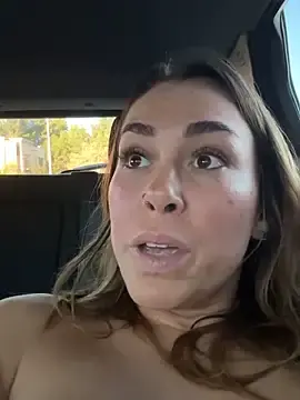 Stripchat Live Porn of LeaGambit__