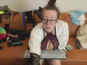 Stripchat Sex Cam of JadeStarUK