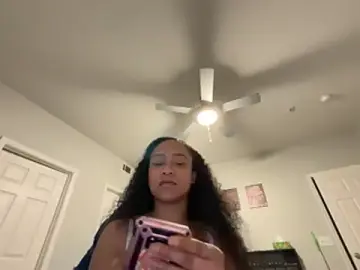 Stripchat Free Porn Cam of RylReese