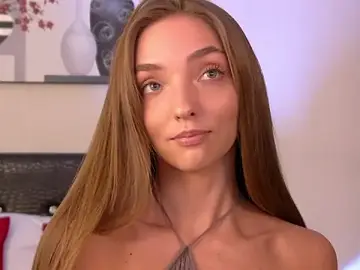 Stripchat Adult Video Chat of VirginieCruz