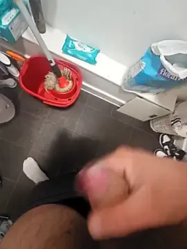 Stripchat Sex Cam of eric69_69