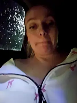 Stripchat Live Porn of Bondgirl_013