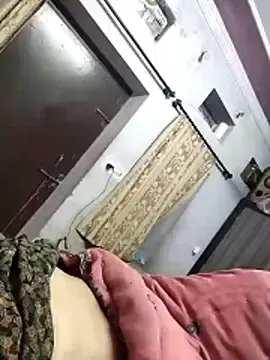 Stripchat Live Sex Cam of hornycouple20000