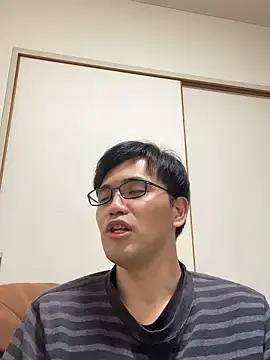 ryusei18570 from stripchat