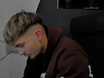 Stripchat Adult Video Chat of BrandonTate