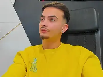 Stripchat Adult Webcam of BrandonTate