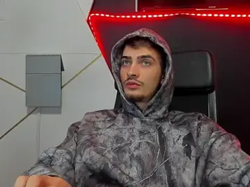 Stripchat Sex Cam of BrandonTate