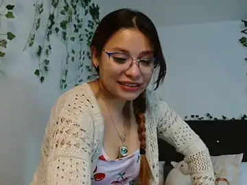 Stripchat Live Sex of 3littleschoolteens