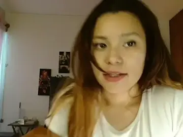 Stripchat Nude Webcam of 3littleschoolteens