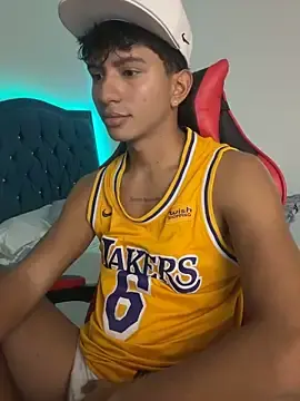 Stripchat Adult Webcam of Leonarrrd_01