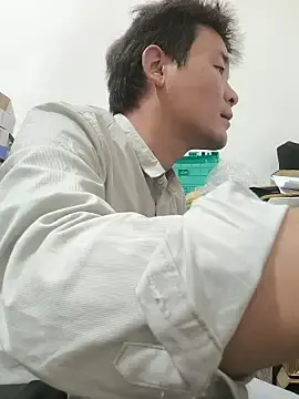 Stripchat Free Porn Cam of kisstoyousoon2024