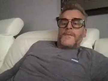 Stripchat Live Sex of Axl_hot