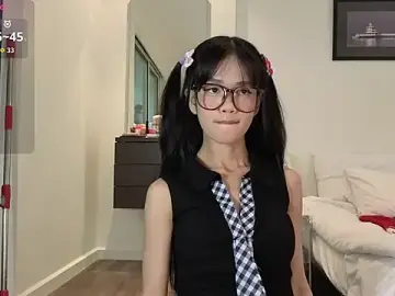 TinyMika from stripchat