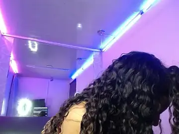 Stripchat Adult Webcam of Giia_Monroe