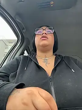 Stripchat Best live sex cam show of SashaLiciosa_