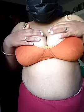 Mathi_cam from stripchat