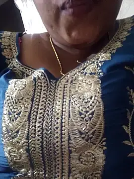 Stripchat Adult Video Chat of Mathi_cam