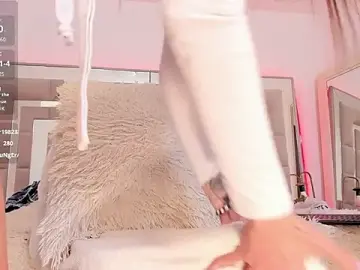 Stripchat Live Sex of Nicolle_foxy