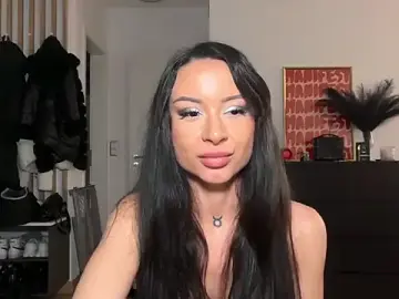 Stripchat Nude Webcam of cara_mella