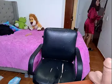 Stripchat Sex Chat of emily-hairy